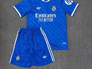 Real Madrid 3era Equipacion 25/26 (Replica AAA)