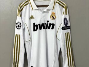 Real Madrid 11/12 Local (Authentic 1.1) (Manga larga) (S-XL)