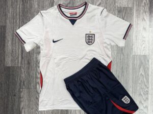 Inglaterra local 2026 (Repliaca AAA)