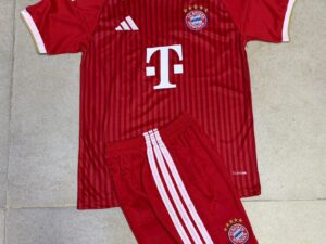 Bayern Munich Local 26/27 (Replica AAA)