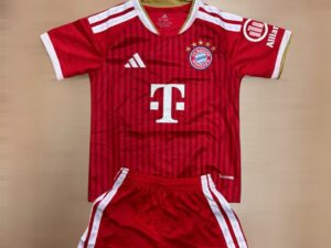 Bayern Munich Local 26/27 (replica AAA) (Niño)